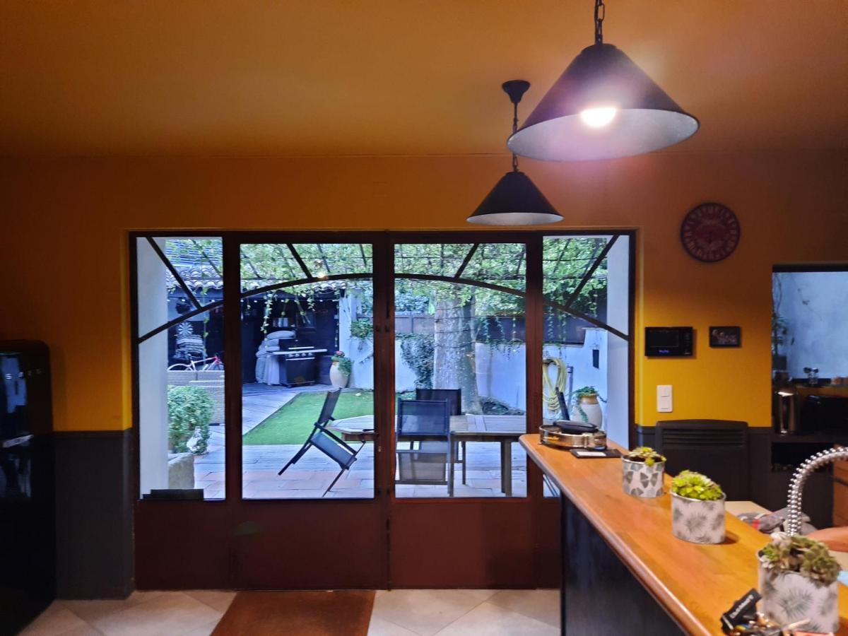 Mas" La Maison De Mon Pere " Proche Avignon A Pujaut Dış mekan fotoğraf